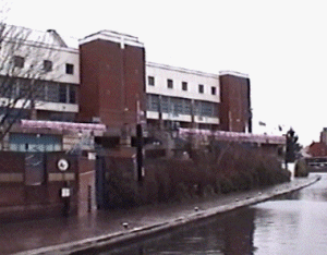 brum43.gif (44457 bytes)