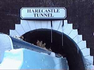 harecastle7.gif (46203 bytes)