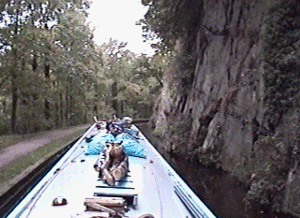 llan26.gif (56648 bytes)