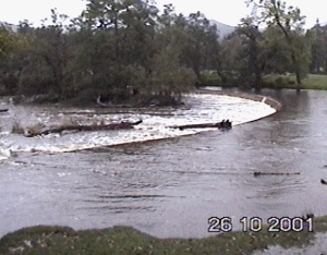 llan32.gif (52789 bytes)