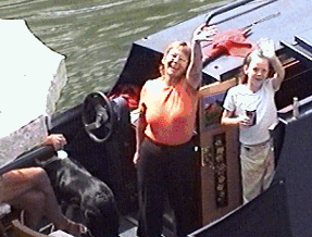 louis22.gif (46331 bytes)