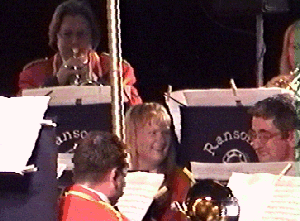 newarkband19.gif (48364 bytes)