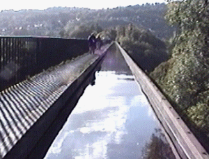 pont6.gif (57162 bytes)