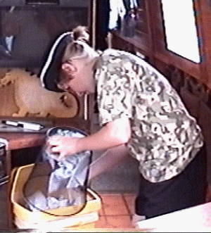 ponytail1.gif (79005 bytes)