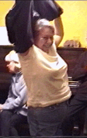 sandra.gif (31853 bytes)